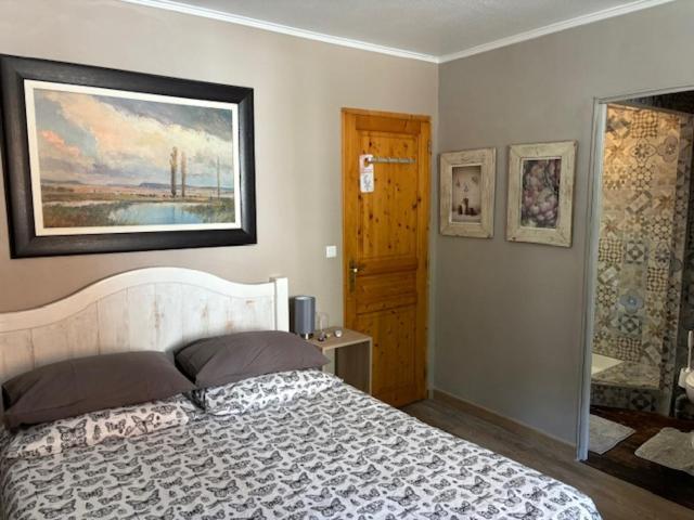 Les Sorbiers Bed & Breakfast *